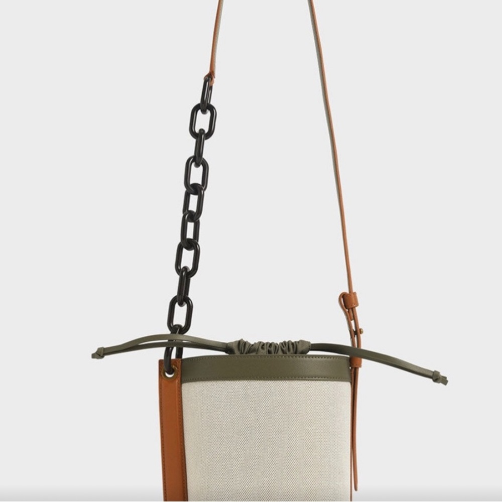 Charles & Keith Two-Tone Shoulder Bag - Picture 4 of 5